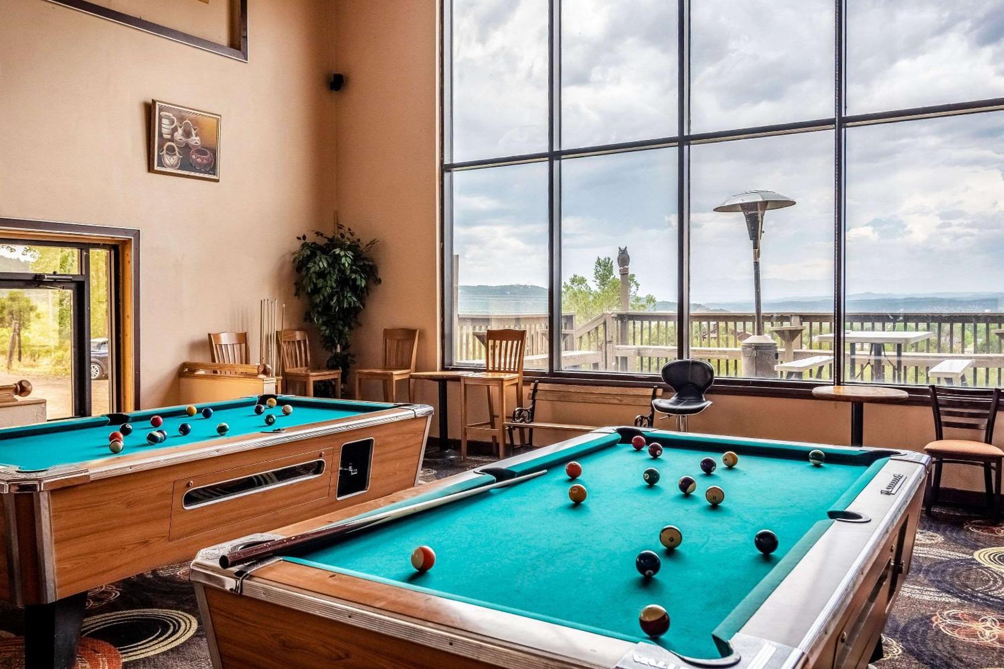 Quality Inn Тринидад Екстериор снимка