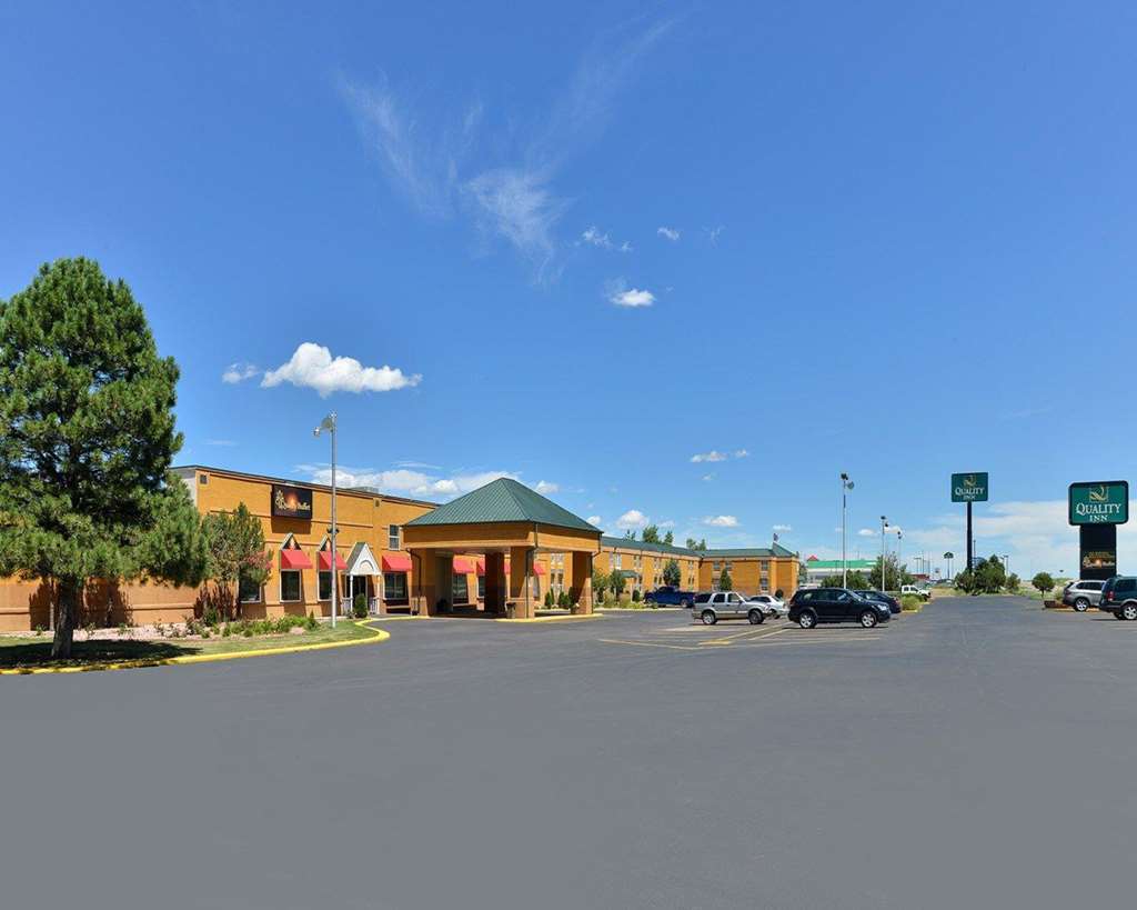 Quality Inn Тринидад Екстериор снимка